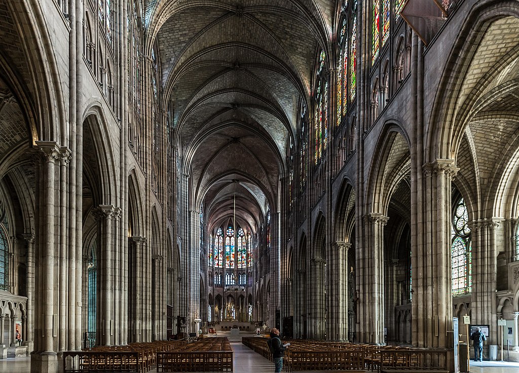 a Szent Dénes bazilika látképe, Saint-Denis. Forrás: Ninaras - Wikimedia Commons)